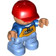 Деталь LEGO Duplo Figure Child with Cap Red, with Blue Shirt with 'SKATE' print - Freckles - Medium Blue Legs, Голубой