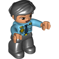 Деталь LEGO Duplo Figure with Thick Short Hair Combed over Forehead Black, Black Legs, Medium Azure Top with Dark Blue Tie and Gold Police Badge Print, Средне-лазурный