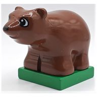 Деталь LEGO Duplo Bear Cub on Green Base, Коричневый