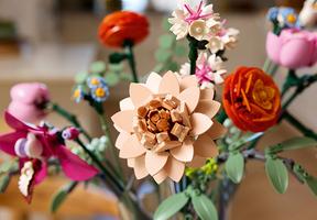 Набор LEGO Pretty Pink Flower Bouquet