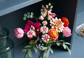 Набор LEGO Pretty Pink Flower Bouquet