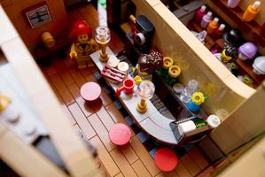 Набор LEGO Tudor Corner