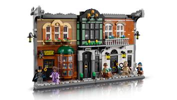 Набор LEGO Sherlock Holmes: Book Nook