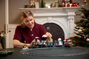 Набор LEGO Holiday Express Train