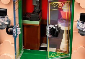 Набор LEGO French Cafe