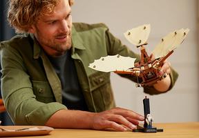 Набор LEGO Leonardo da Vinci's Flying Machine
