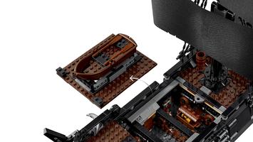 Набор LEGO Captain Jack Sparrow's Pirate Ship