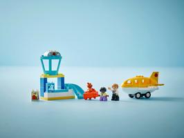 Набор LEGO First Time at the Airport