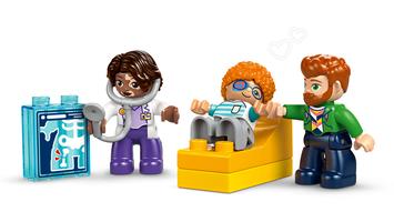 Набор LEGO First Time: Visit with the Doctor