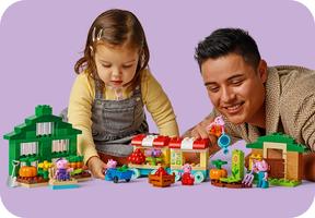 Набор LEGO Grandpa Pig's Garden and Greenhouse