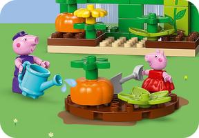 Набор LEGO Grandpa Pig's Garden and Greenhouse