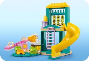 Набор LEGO Playground Fun with Bluey