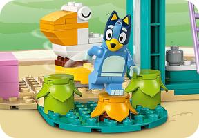 Набор LEGO Playground Fun with Bluey