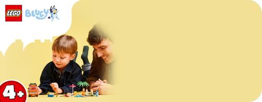 Набор LEGO Bluey’s Beach & Family Car Trip