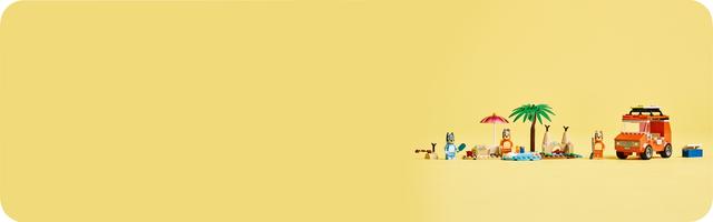 Набор LEGO Bluey’s Beach & Family Car Trip