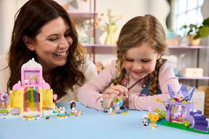 Набор LEGO Sweet Treat Mountain & Kitty Garden
