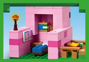 Набор LEGO The Baby Pig House