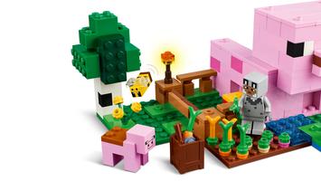 Набор LEGO The Baby Pig House