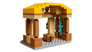 Набор LEGO The Ghast Balloon Village Attack