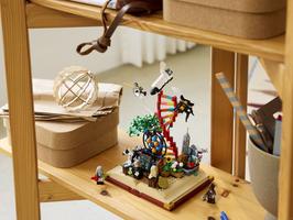 Набор LEGO The Evolution of STEM