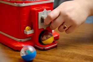 Набор LEGO Minifigure Vending Machine