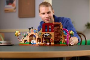 Набор LEGO Willy Wonka & the Chocolate Factory