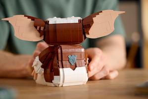 Набор LEGO Gremlins: Gizmo