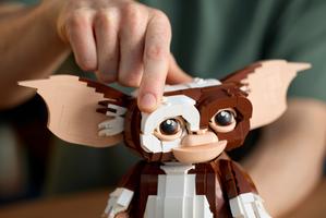 Набор LEGO Gremlins: Gizmo