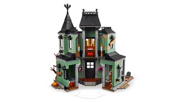 Набор LEGO Haunted Mansion