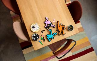 Набор LEGO Keith Haring - Dancing Figures