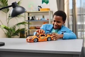 Набор LEGO Fast and Furious Toyota Supra MK4