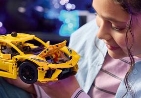 Набор LEGO Chevrolet Corvette Stingray
