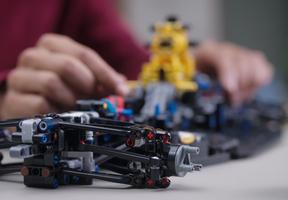 Набор LEGO Oracle Red Bull Racing RB20 F1 Car