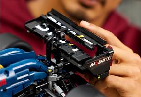 Набор LEGO Oracle Red Bull Racing RB20 F1 Car