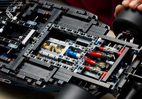 Набор LEGO Oracle Red Bull Racing RB20 F1 Car