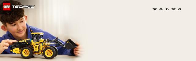 Набор LEGO Volvo L120 Electric Wheel Loader