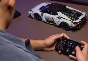 Набор LEGO Lamborghini Revuelto Super Sports Car