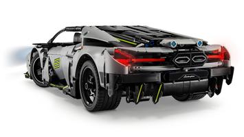Набор LEGO Lamborghini Revuelto Super Sports Car