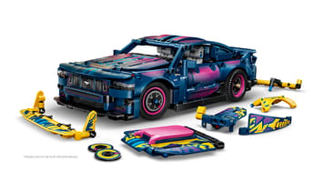 Набор LEGO 42236 Тюнингованный автомобиль Ford Mustang GT