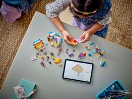 Набор LEGO Heartlake City Candy Store