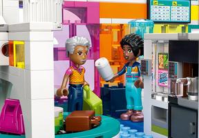 Набор LEGO Heartlake City Airport and Airplane