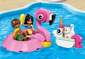 Набор LEGO Unicorn & Flamingo Pool Party