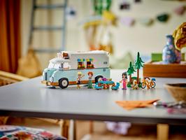 Набор LEGO Friendship Camper Van Adventure