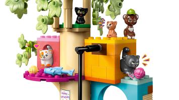 Набор LEGO Cat Birthday Party & Tree House