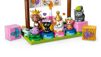 Набор LEGO Cat Birthday Party & Tree House