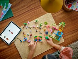 Набор LEGO Cat Birthday Party & Tree House