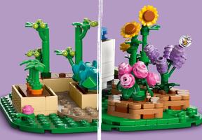 Набор LEGO Beekeepers' House and Flower Garden