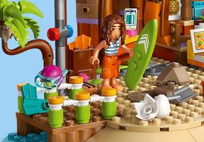 Набор LEGO Family Vacation Beach Resort
