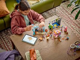 Набор LEGO Comic Book and Game Store