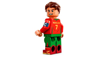 Набор LEGO Футбольные хайлайты: Криштиану Роналду